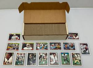 lot 77 image: Misc. Unsorted NFL Trading Cards