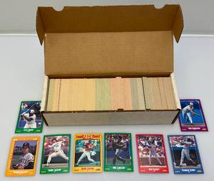 lot 87 image: 1988 Score Unsorted Baseball Cards