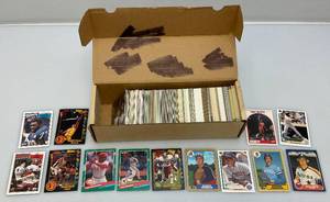 lot 91 image: Misc. Unsorted Sports Cards