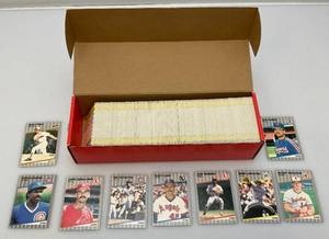 lot 97 image: 1989 Fleer Baseball Cards In Original Box