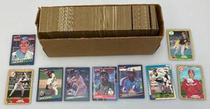 lot 101 image: Misc. Unsorted 1980s Baseball Cards