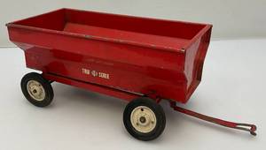 lot 132 image: Vintage Tru-Scale Preseed Steel Barge Wagon With Plastic Rims And Rubber Tires 116 Scale
