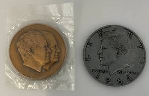 lot 177 image: Vintage 1973 President Richard Nixon & Vice President Spiro Agnew 2nd Term 2.75 Inch Bronze Medallion In Original Bag & 3 Inch Kenndy Half Dollar Medallion