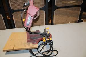 lot 18 image: Chicago Electric Electric Chainsaw Sharpener
