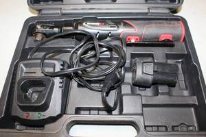 lot 24 image: Earthquake XT 12V Lithium 38 Cordless Ratchet Kit