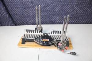 lot 41 image: Hempe Angle Miter Cutter on Wooden Base