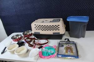 lot 10 image: Comprehensive Pet Owners Set Carrier, Food Bowls, and Accessories