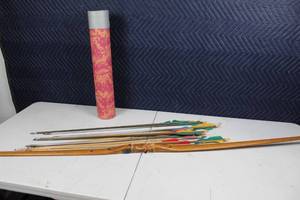 lot 62 image: Traditional Longbow with Arrows and Quiver