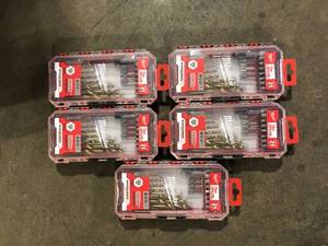 lot 17 image: Lot of Milwaukee SHOCKWAVE Impact Duty Drill & Drive Set (21-Piece)   Customer Returns See Pictures