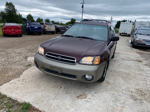 lot 10 image: 2001 Subaru Outback