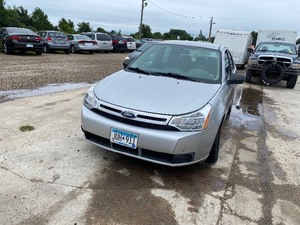 lot 6 image: 2009 Ford Focus