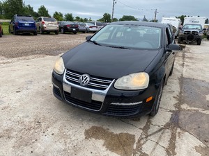 lot 9 image: 2006 Volkswagen Jetta