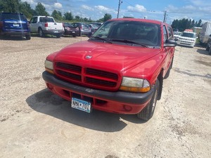 lot 19 image: 2001 Dodge Dakota