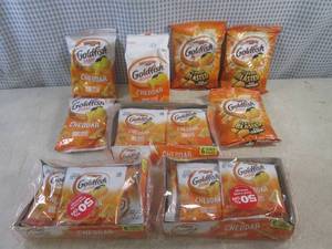 lot 72 image: (C-1) Assorted Goldfish Snack Crack...