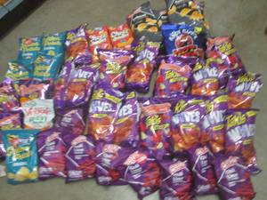 lot 89 image: (A-4) Large Assortment of Bag Potat...