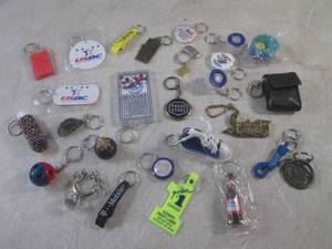 lot 160 image: (EC1) Assortment of Keychains...