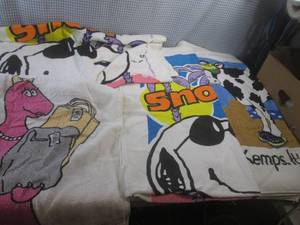 lot 173 image: (EW4) 4 Vintage Beach Towels 2 Snoo...