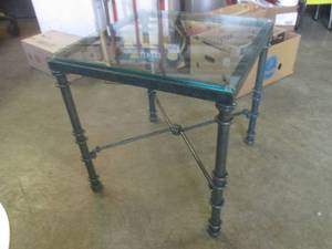 lot 185 image: (EW3) Metal Frame End Table with Gl...