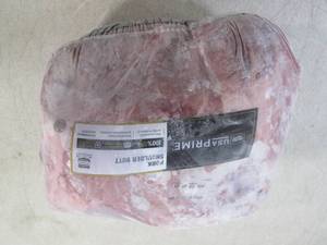 lot 216 image: (FRZ) Frozen USA Prime Pork Shoulde...