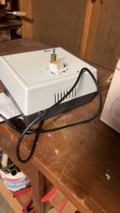lot 1594 image: Used Wiz Glass Grinder with Box