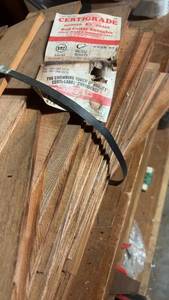lot 1597 image: Bundle of Cedar Shingle Siding with Certi-label Confidence