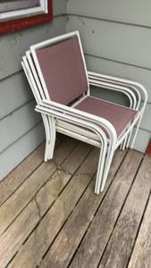 lot 1617 image: Set of 3 Outdoor Patio Chairs with White Frames