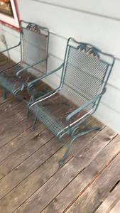 lot 1618 image: Set of 3 Vintage Iron Patio Chairs