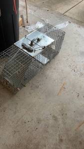 lot 1619 image: Wire Animal Trap for Humane Animal Control