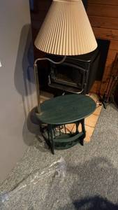 lot 1658 image: Green Wooden Side Table with Attached Lamp