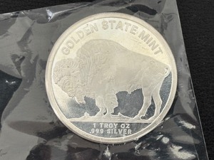 lot 11 image: 1 Ounce .999 Fine Silver Round
