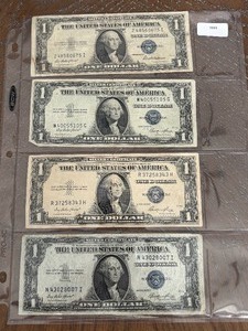 lot 30 image: 1935 Blue Seal $1 Dollar Silver Certificates