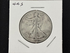 lot 83 image: 1944-S Walking Liberty Half Dollar