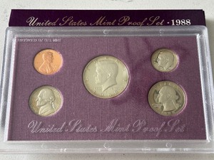lot 103 image: 1988-S Proof Set