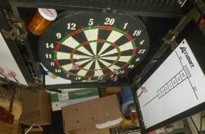 lot 27 image: Wall mount Dart game
