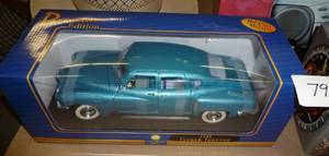 lot 79 image: American Mint 1948 Tucker Torpedo 116 scale
