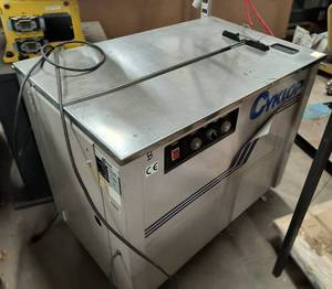 Cyklop Model ULTRA Automatic Strapping Machine