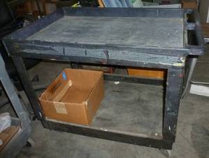 lot 99 image: Black rubbermaid cart