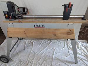 lot 3 image: Ridgid Wood Lathe with Chisels and Accessories