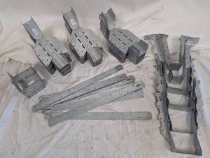 lot 41 image: Simpson Strong-Tie Metal Connectors
