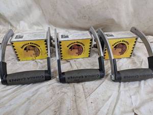lot 43 image: Set of Gorilla Gripper Panel Carriers