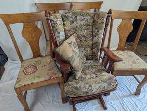 lot 56 image: Set of Wooden Chairs and Glider Rocker