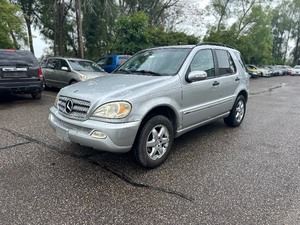 lot 12 image: 2004 MERCEDES-BENZ M-CLASS ML 350 NO ACCIDENTS