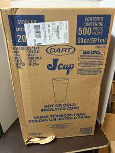 lot 142 image: 20oz Foam Cups