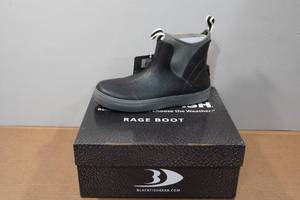 lot 20 image: Blackfish Rage Boots - Size 8