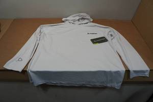 lot 34 image: Blackfish Guide UPFCooling Hooded Long Sleeve - XL