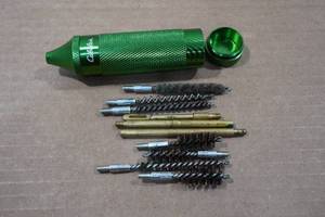 lot 118 image: Cabelas Gun Cleaning Kit