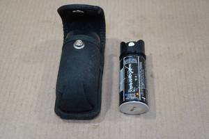 lot 128 image: Freeze P Law Enforcement Pepper Spray