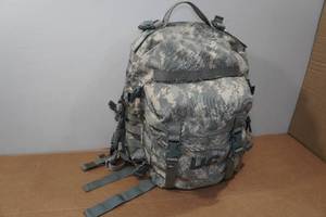 lot 143 image: US Marine Corp 3-Day Assault Pack Molle II