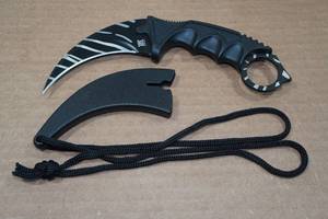 lot 151 image: 8 Karambit Neck or Boot Knife