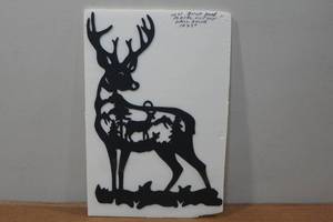 lot 170 image: MN Buck Metal Cut Out Wall Dcor
